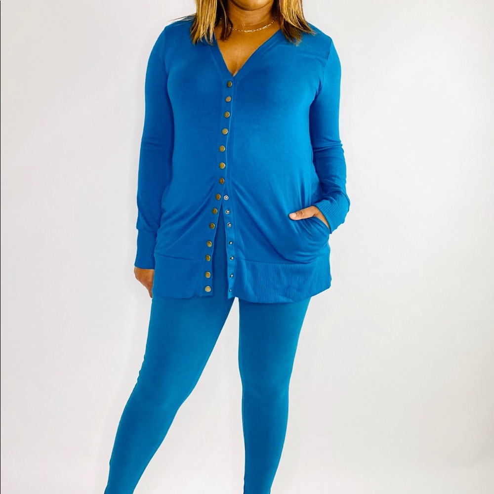 NWT 2 Piece Cardigan Set